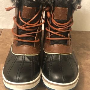 New Global Win Snow Boots Women Size 8